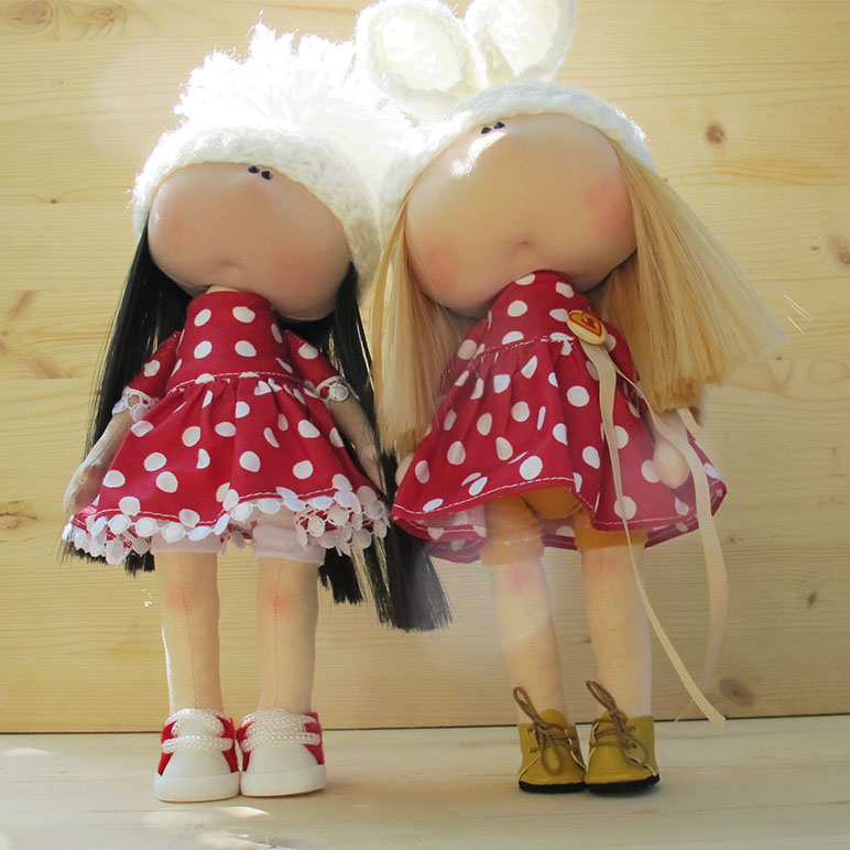 Видео мастер класс по текстильной кукле со поворачивающейся головой